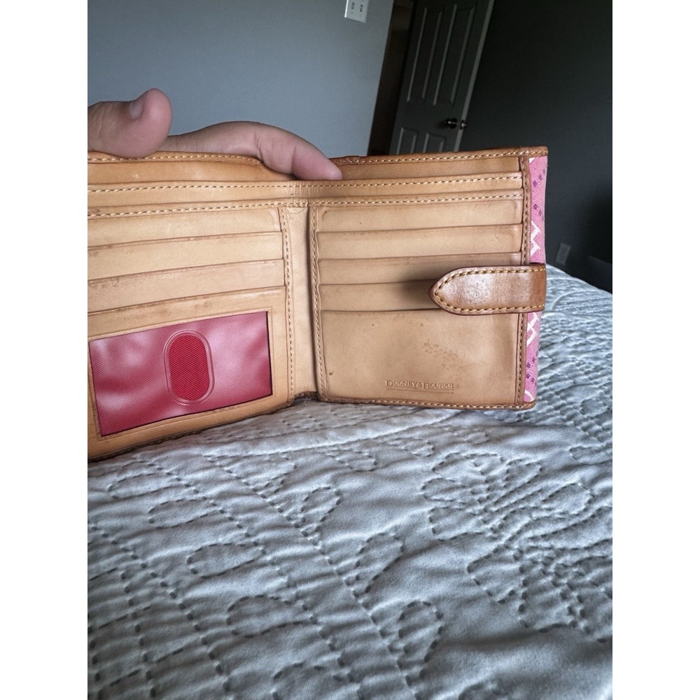 Dooney & Bourke Y2k Preppy Pink purse w/Tassel & matching wallet - Picture 3 of 16